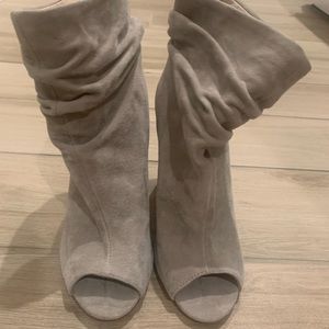 NWOT Kristin Cavellari Chinese Laundry Booties